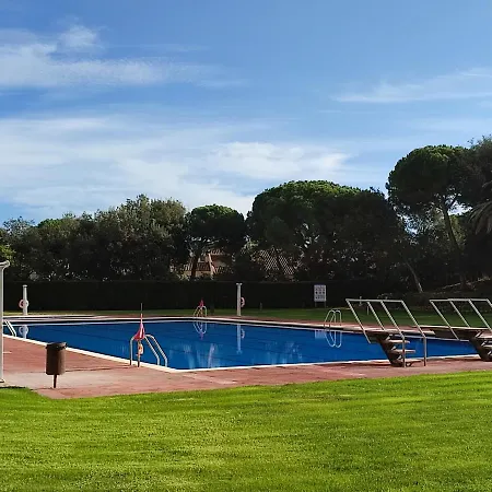 - Piso Reformado Con Piscina, Wifi Y Parking Gratuito *