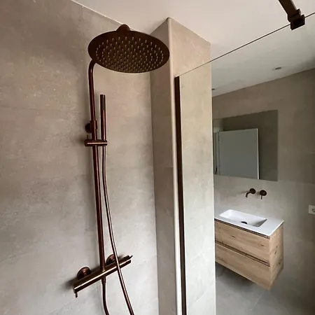 Apartment - Piso Reformado Con Piscina, Wifi Y Parking Gratuito *
